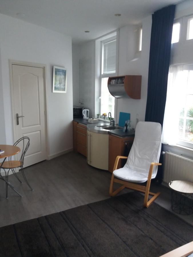 Bed and Breakfast B En B 'T Pekeltje Medemblik Esterno foto